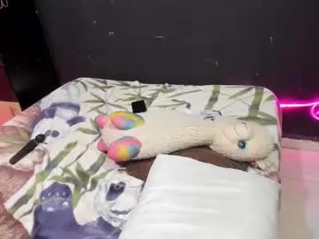 VickyPlush – webcam model profile photo Image 9