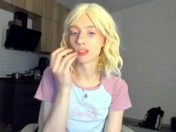 little_nabi – webcam model profile photo Image 2
