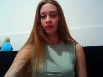merrilyn – webcam model profile photo Image 3