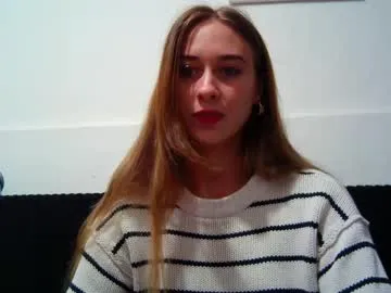merrilyn – webcam model profile photo Image 5