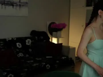 misssweettie – webcam model profile photo Image 12