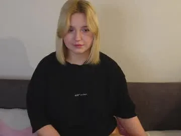 sierra_halle – webcam model profile photo Image 3