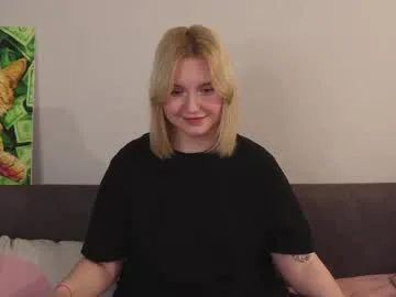 sierra_halle – webcam model profile photo Image 4