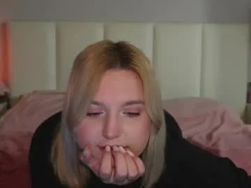 sierra_halle – webcam model profile photo Image 6