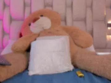 hotel77777 – webcam model profile photo Image 16