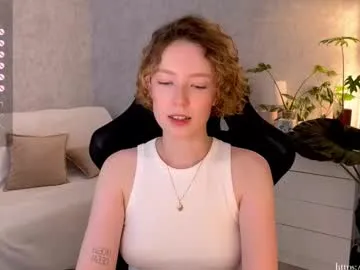 tessatan – webcam model profile photo Image 11