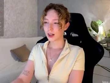 tessatan – webcam model profile photo Image 13