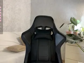 tessatan – webcam model profile photo Image 14