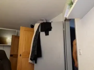 evymiuu – webcam model profile photo Image 5