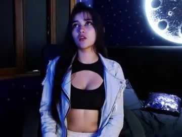 madie_collins7 – webcam model profile photo Image 3