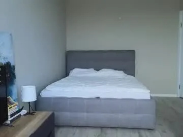 skinny_isabela – webcam model profile photo Image 16