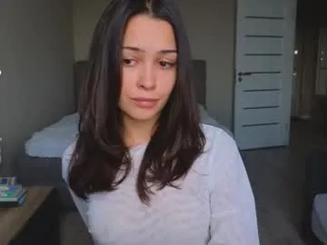 skinny_isabela – webcam model profile photo Image 3