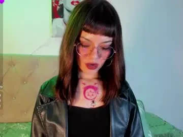 uwuxo – webcam model profile photo Image 9