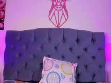 essiecutty – webcam model profile photo Image 7