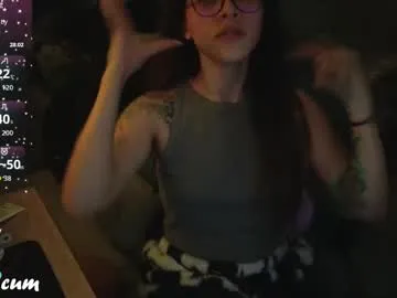 Ninjainia – webcam model profile photo Image 19