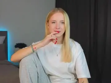 baaaybeee – webcam model profile photo Image 11