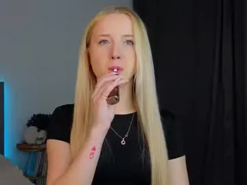 baaaybeee – webcam model profile photo Image 5