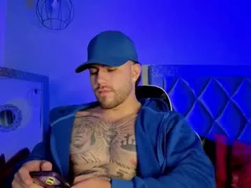 OrlaOnline – webcam model profile photo Image 14