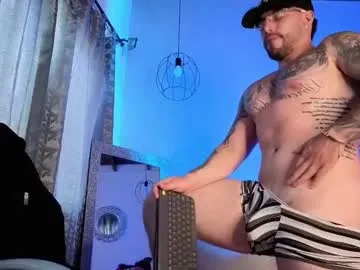 OrlaOnline – webcam model profile photo Image 2