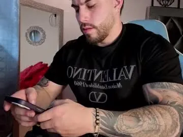 OrlaOnline – webcam model profile photo Image 3