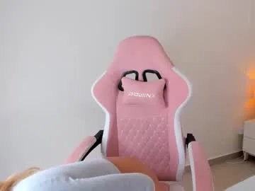 Arianajarviis – webcam model profile photo Image 13