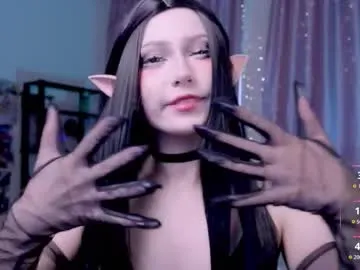 informal_ – webcam model profile photo Image 5