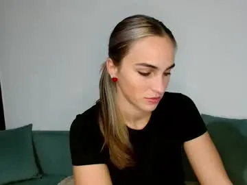 laurenxcros – webcam model profile photo Image 13