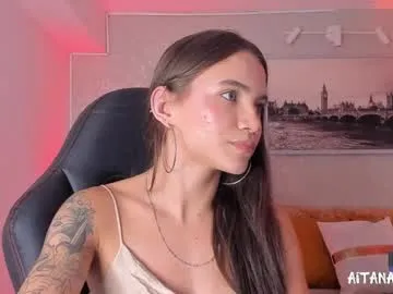 aitana_baker_ Image 16