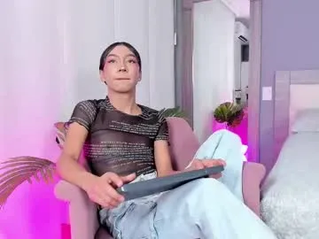 vicky_hotteei – webcam model profile photo Image 10