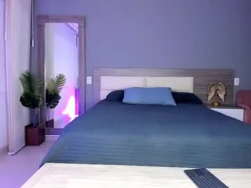 vicky_hotteei – webcam model profile photo Image 3