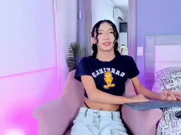 vicky_hotteei – webcam model profile photo Image 6