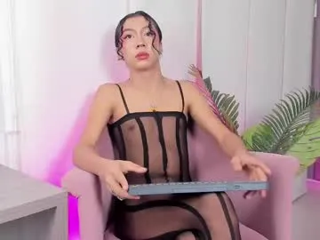 vicky_hotteei – webcam model profile photo Image 9