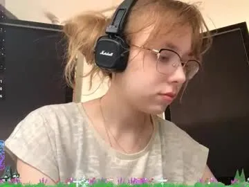 julesbennet – webcam model profile photo Image 16