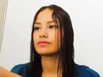 little_effy18_ – webcam model profile photo Image 6