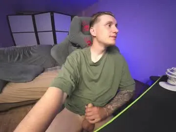 mazzanti_ – webcam model profile photo Image 2