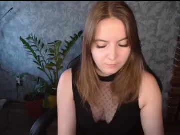 Ninjainia – webcam model profile photo Image 3