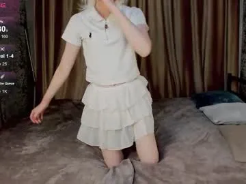 informal_ – webcam model profile photo Image 2