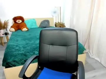 sigmasian – webcam model profile photo Image 19