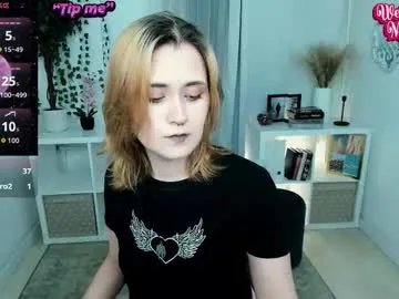 fixielu – webcam model profile photo Image 10