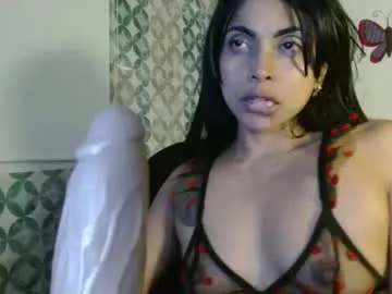 julyaandraul – webcam model profile photo Image 14