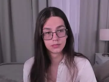 kharla_01 – webcam model profile photo Image 10