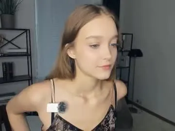 fixielu – webcam model profile photo Image 11