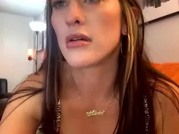 _sirine_ – webcam model profile photo Image 3