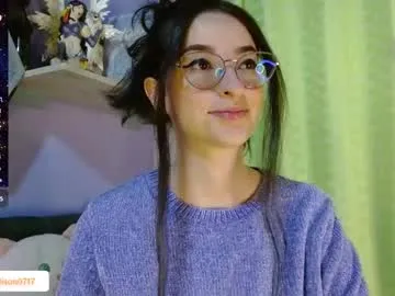 kitty__sophie – webcam model profile photo Image 3