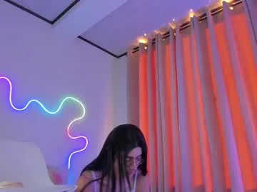 evie_may – webcam model profile photo Image 9