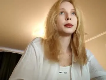 mon1_day – webcam model profile photo Image 5