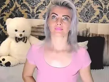 skinny_isabela – webcam model profile photo Image 2