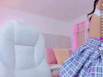 yana_squrel_22 – webcam model profile photo Image 6