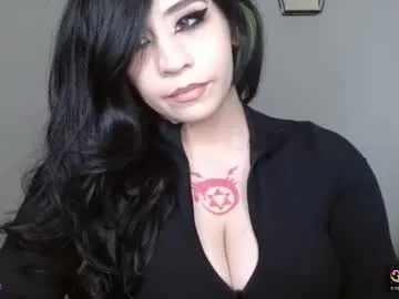 mikmagik – webcam model profile photo Image 18