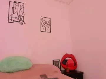 hakxram – webcam model profile photo Image 13